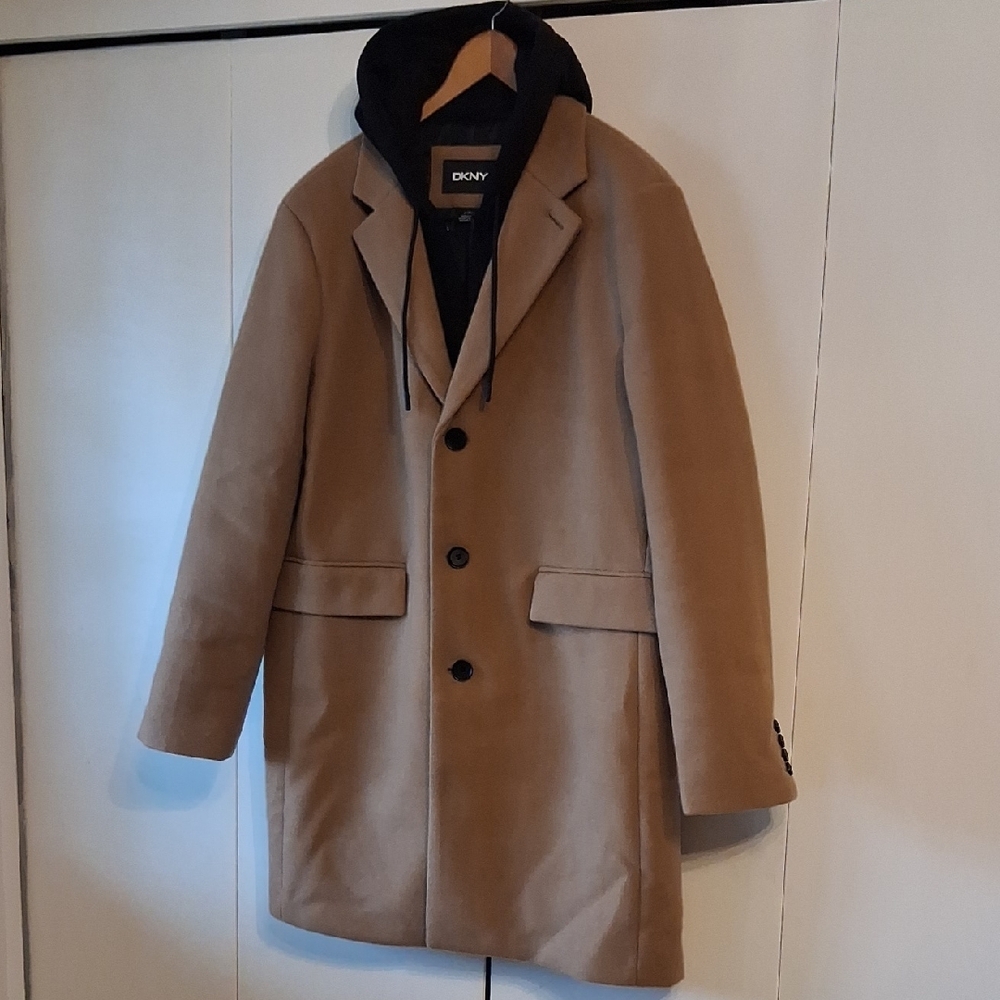 DKNY Men's Camel Trench Coat